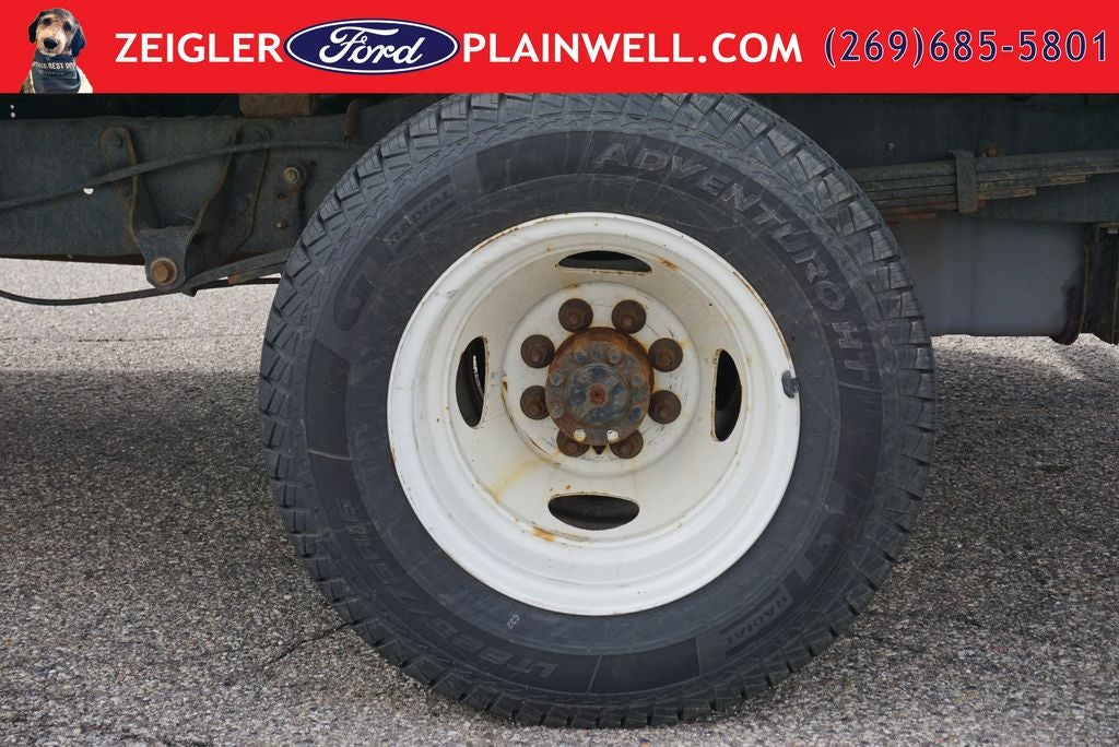 2024 Ford E-450SD Base DRW
