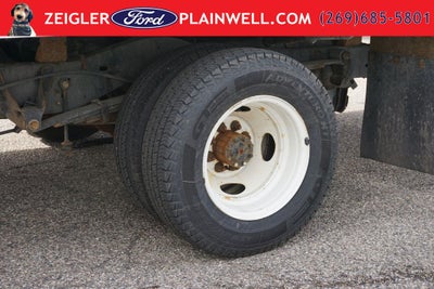 2024 Ford E-450SD Base DRW