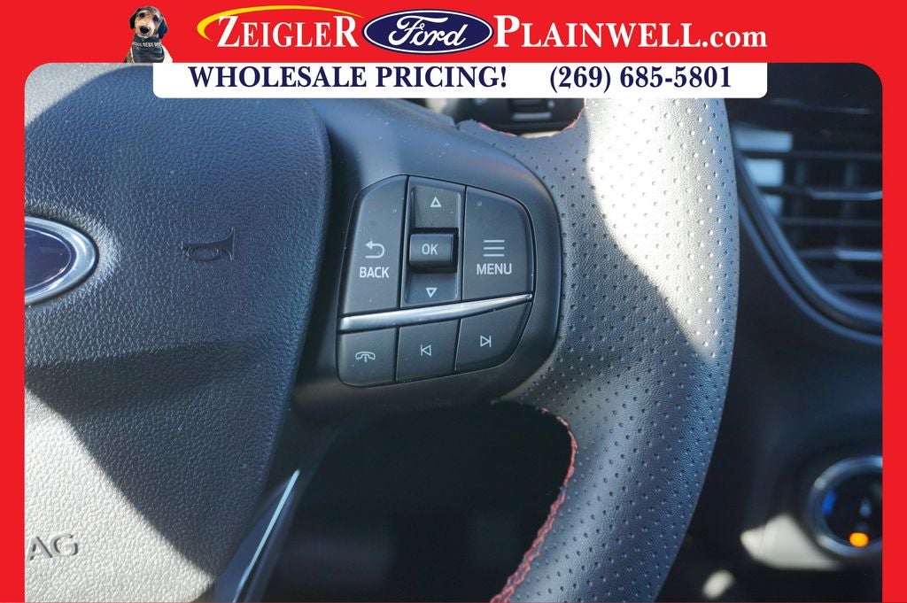 2025 Ford Escape ST-Line AWD ST Line Seats BLis Traffic Alert