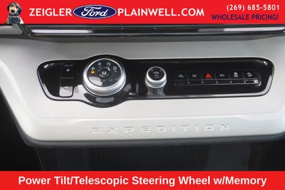 2025 Ford Expedition Active Panoramic Roof ActiveX Leather 360 Camera Navigati