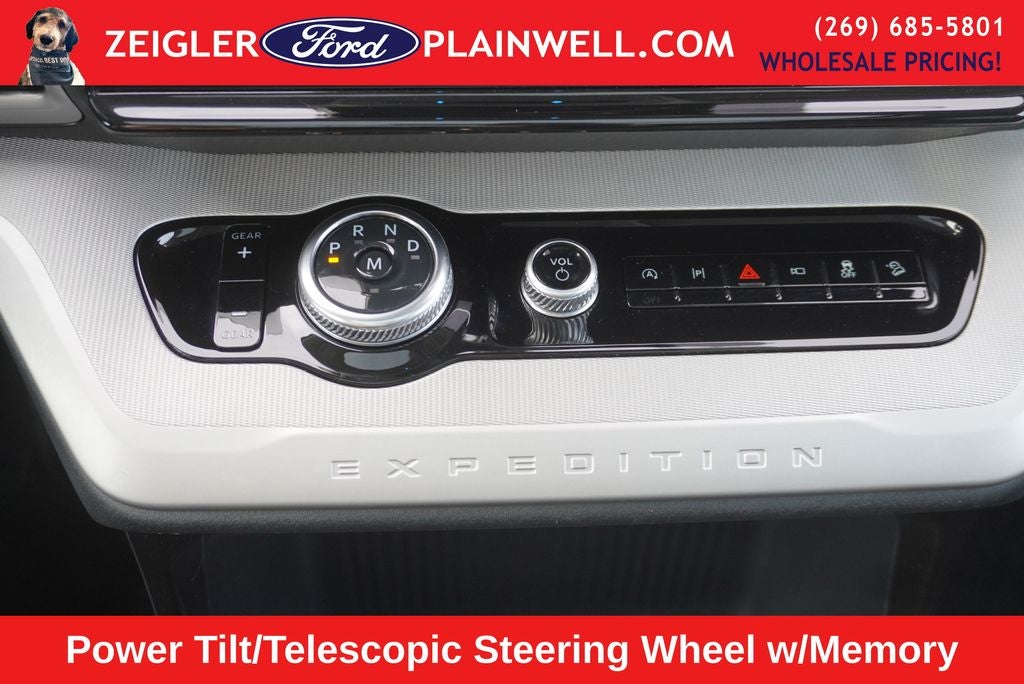 2025 Ford Expedition Active Panoramic Roof ActiveX Leather 360 Camera Navigati