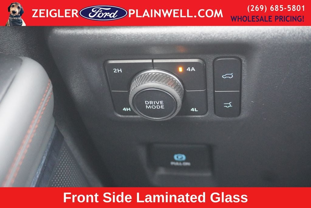 2025 Ford Expedition Active Panoramic Roof ActiveX Leather 360 Camera Navigati