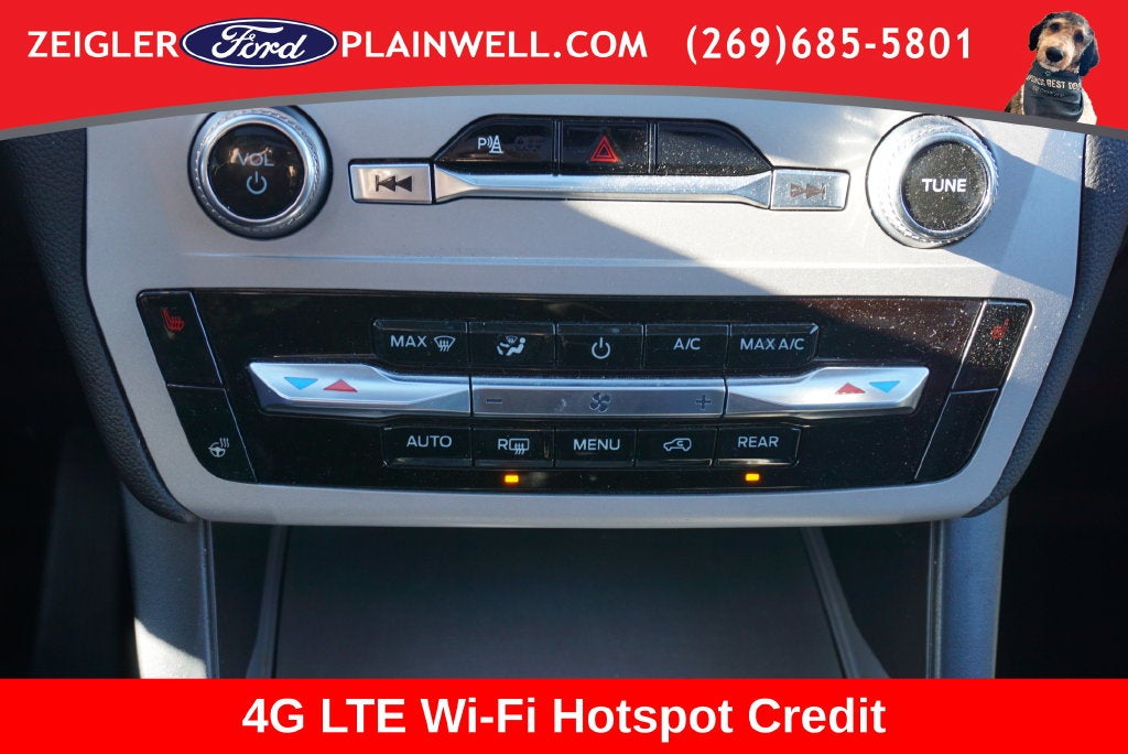 2024 Ford Explorer XLT Panoramic Roof Tech Pkg Heated Leather Tow