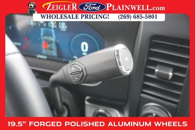 2025 Ford F-450SD Platinum DRW