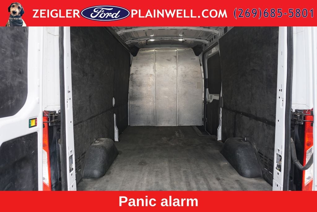 2023 Ford Transit-250 Base AWD Medium Roof 148" Wheel Base 3.5L V6 Interior U
