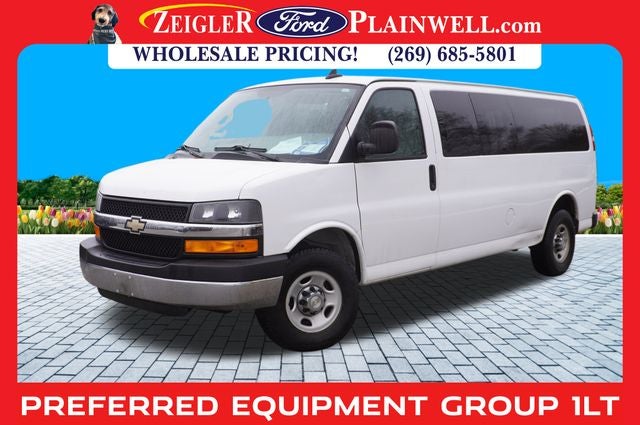 2016 Chevrolet Express 3500 LT Passenger