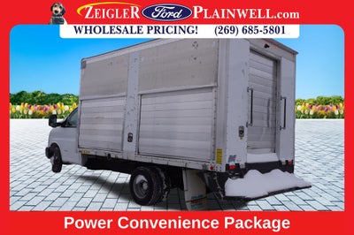 2016 Chevrolet Express 4500 Base Cutaway