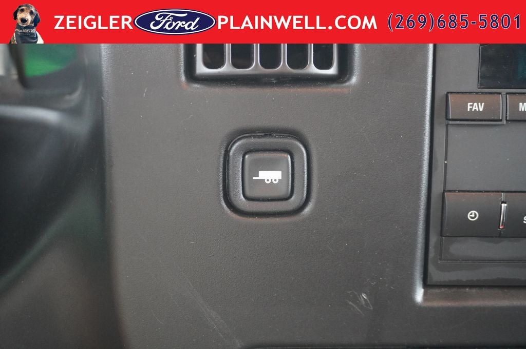 2024 Chevrolet Express 2500 Work Van Cargo