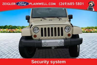 2011 Jeep Wrangler Unlimited Sahara 4X4 HARD TOP V6 HEATED LEATHER