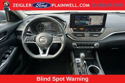 2023 Nissan Altima 2.5 SV AWD Single Panel Moonroof ProPILOT Assist R Camera