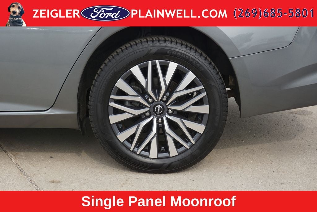 2023 Nissan Altima 2.5 SV AWD Single Panel Moonroof ProPILOT Assist R Camera