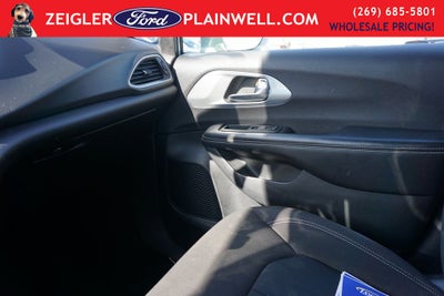2020 Chrysler Pacifica Touring