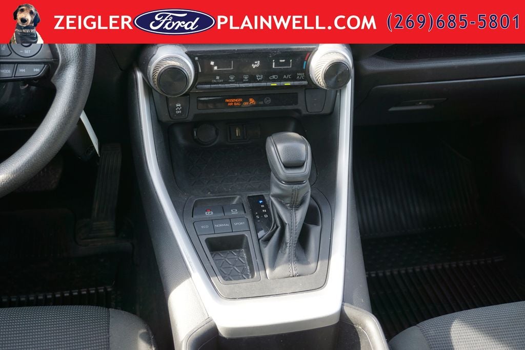 2022 Toyota RAV4 LE Rear Camera Blind Spot Pkg