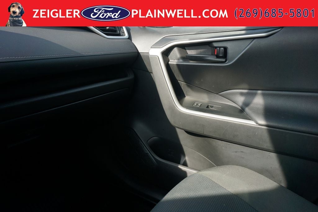 2022 Toyota RAV4 LE Rear Camera Blind Spot Pkg