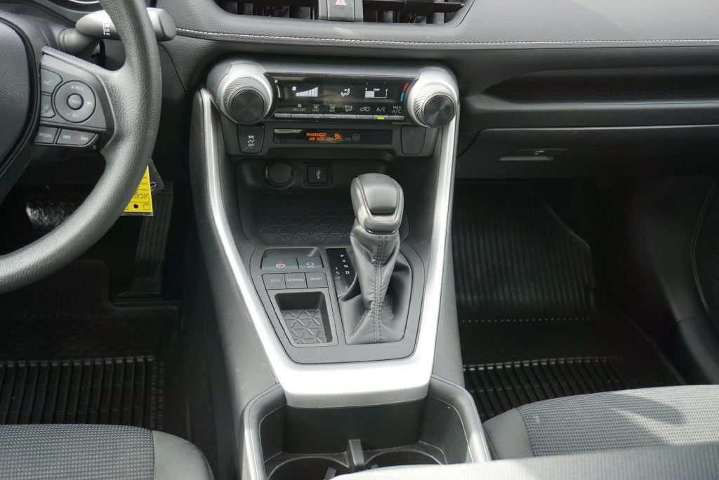 2022 Toyota RAV4 LE AWD REAR CAMERA