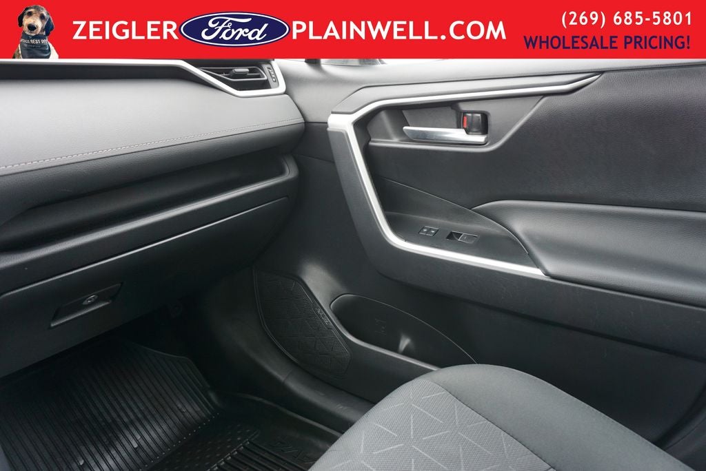 2023 Toyota RAV4 Hybrid XLE AWD Power Moonroof Rear Camera Power Heated Seat
