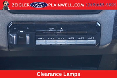 2019 RAM 3500 Tradesman Crew Cab 4x4 V8 6.4 Liter Hemi Fiberglass Topper T