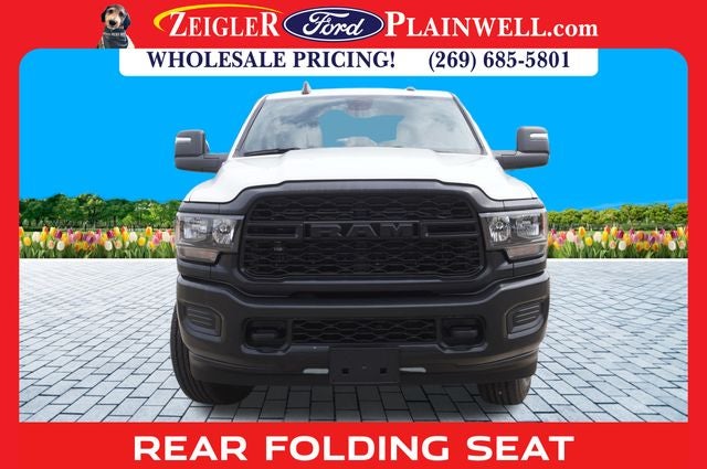 2023 RAM 3500 Tradesman 4x4 CREW CAB LONG BOX 6.4L V8 Nav HD Vinyl Seat Tr
