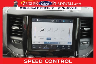 2023 RAM 3500 Tradesman 4x4 CREW CAB LONG BOX 6.4L V8 Navigation HD Vinyl