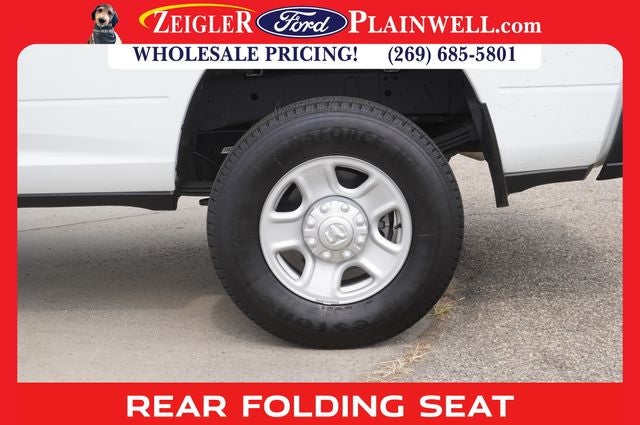 2023 RAM 3500 Tradesman 4x4 CREW CAB LONG BOX 6.4L V8 Navigation HD Vinyl