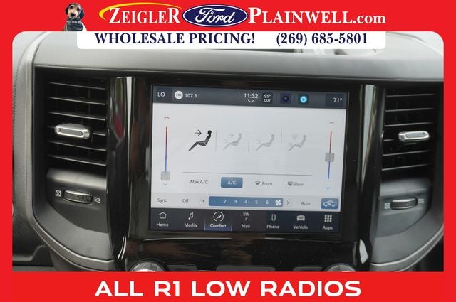 2023 RAM 3500 Tradesman CREW CAB 4X4 6.4L V8 XM RADIO