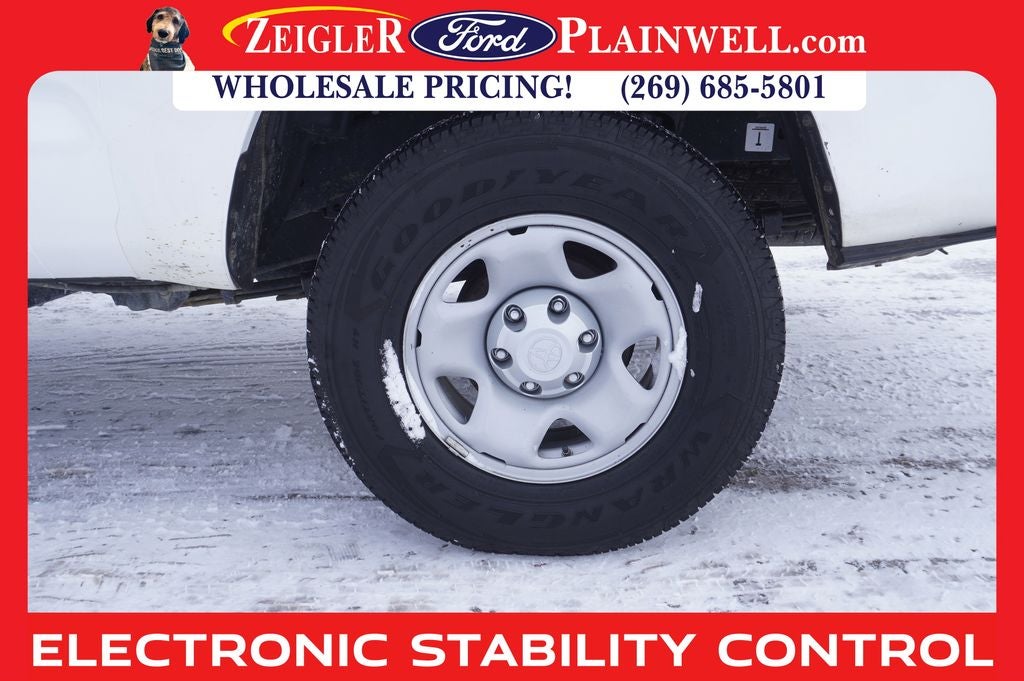 2021 Toyota Tacoma SR Access Cab Work Truck Rear Camera & Rear Topper