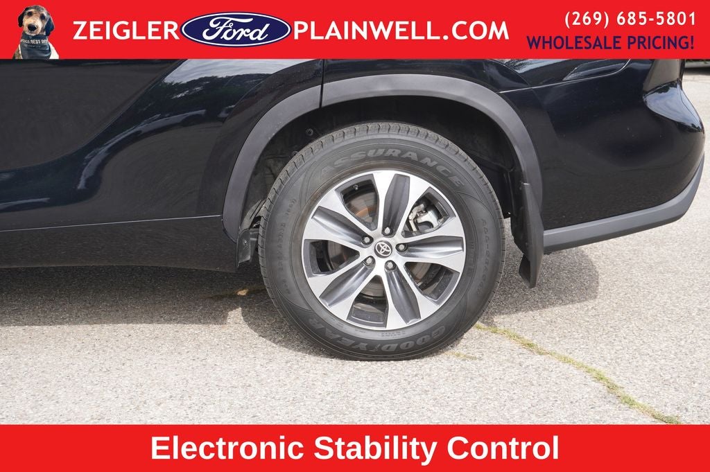 2023 Toyota Highlander Hybrid XLE 4x4 Power Moonroof Blis Rear Camera 3rd Row P Lift