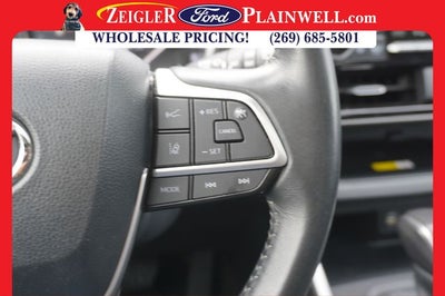 2023 Toyota Highlander XLE AWD POWER MOONROOF LEATHER REAR CAMERA