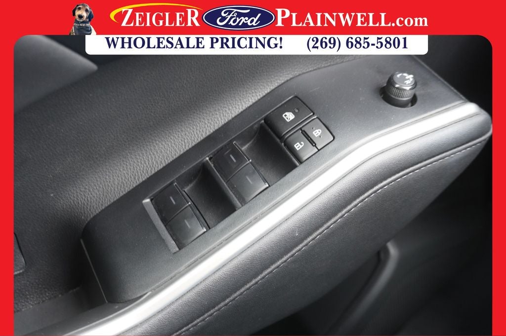 2023 Toyota Highlander XLE AWD POWER MOONROOF LEATHER REAR CAMERA