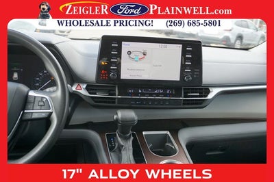 2021 Toyota Sienna LE 8 Passenger