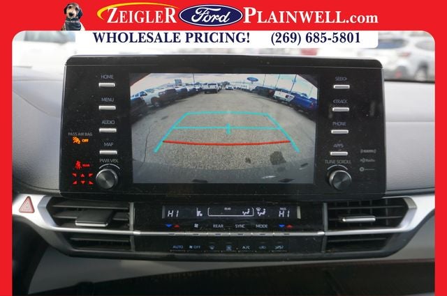 2021 Toyota Sienna LE 8 Passenger