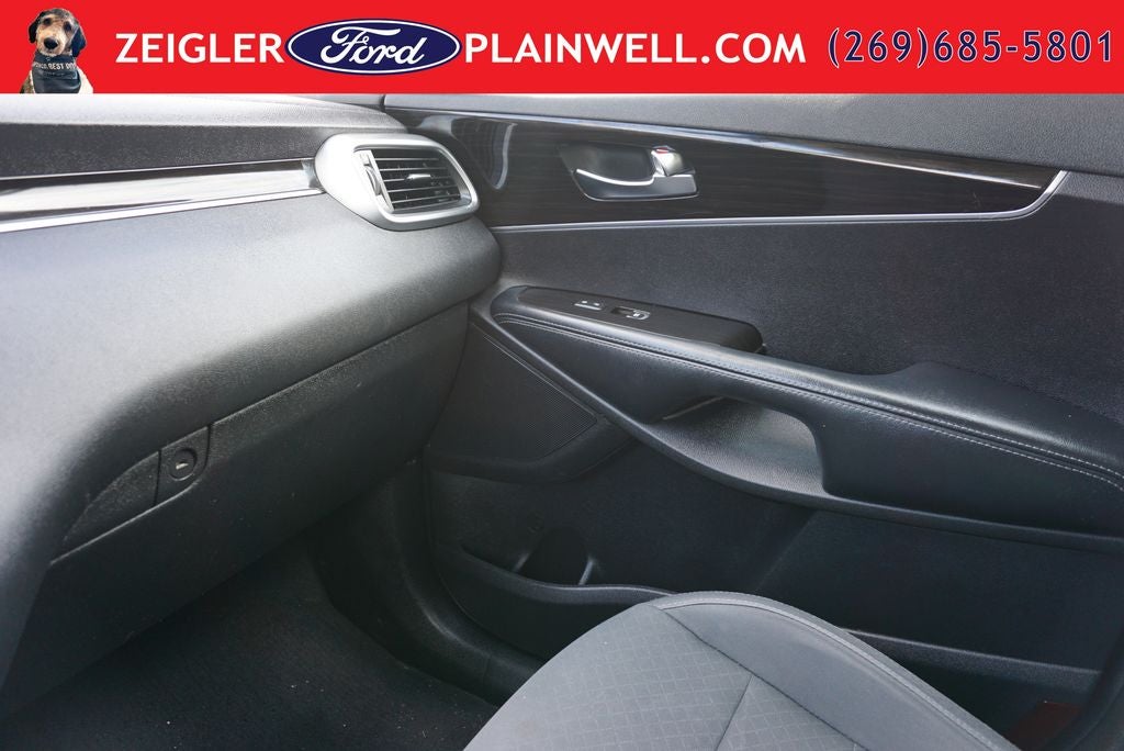 2019 Kia Sorento LX