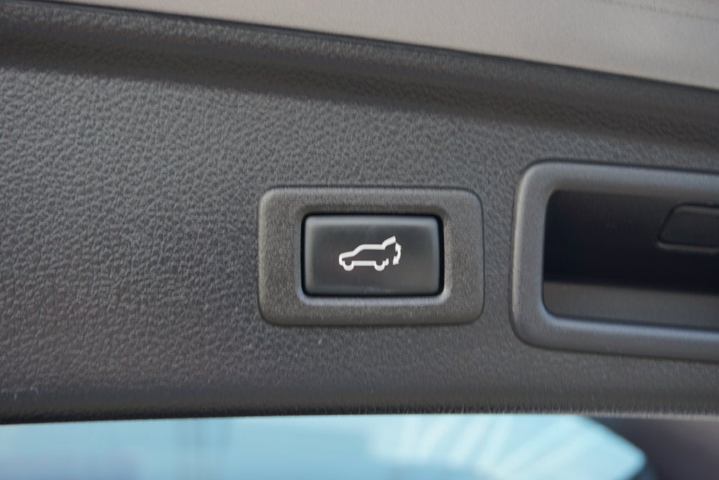 2018 Subaru Forester 2.5i Limited AWD Heated Leather Power Moonroof