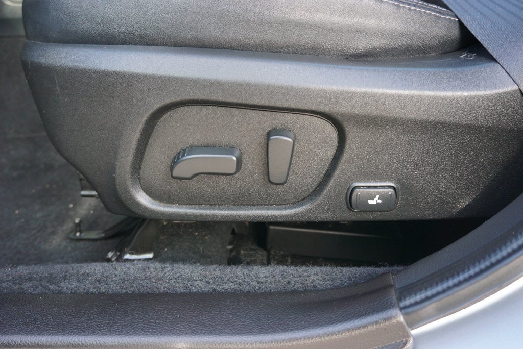 2018 Subaru Forester 2.5i Limited AWD Heated Leather Power Moonroof