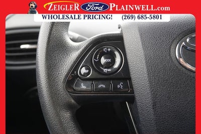 2022 Toyota Prius L HYBRID