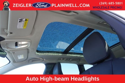 2023 Volvo XC60 Recharge Plug-In Hybrid T8 Plus Dark Theme