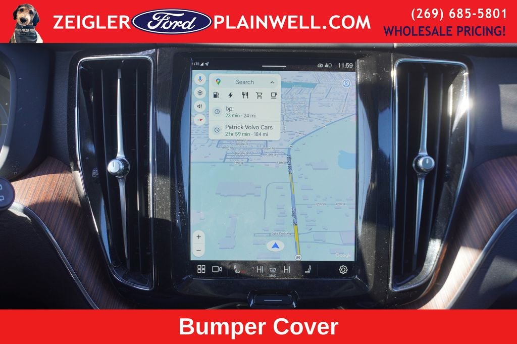 2023 Volvo XC60 Recharge Plug-In Hybrid T8 Plus Dark Theme