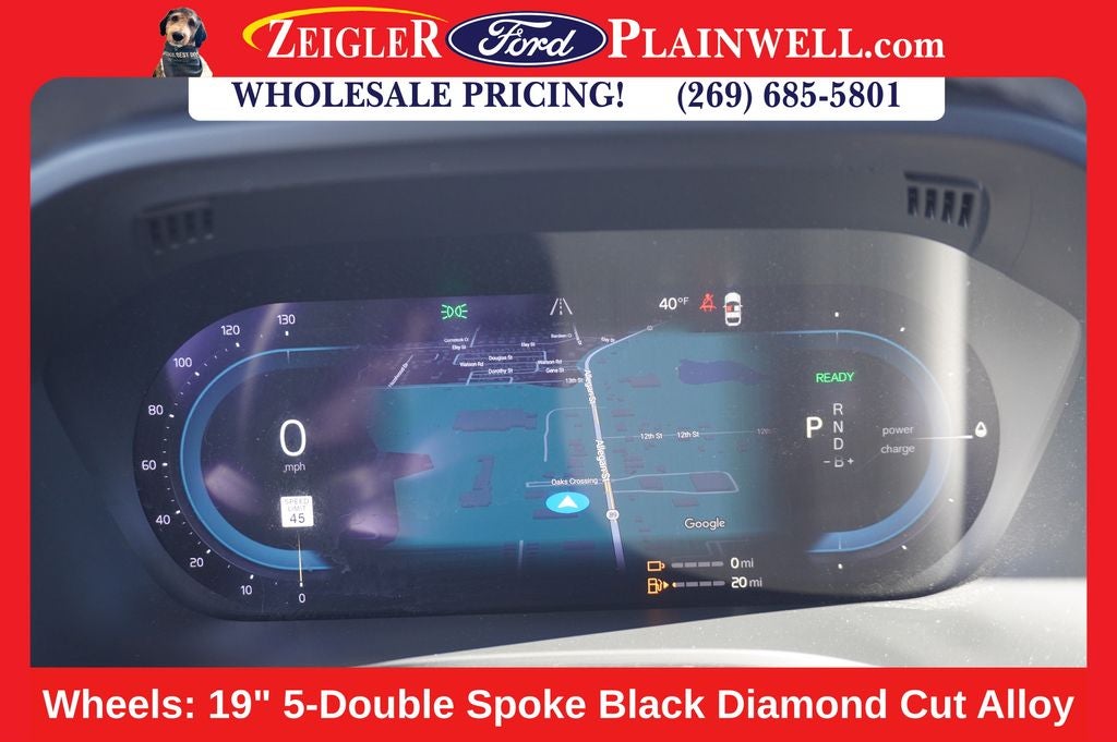 2023 Volvo XC60 Recharge Plug-In Hybrid T8 Plus Dark Theme