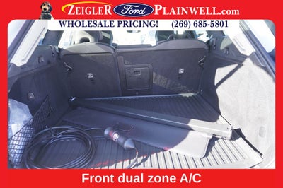 2023 Volvo XC60 Recharge Plug-In Hybrid T8 Plus Dark Theme