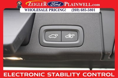 2023 Volvo XC60 B5 Ultimate Bright Theme