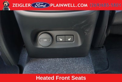 2024 Volvo XC40 B5 Core AWD HEATED LEATHER MOONROOF NAVIGATION