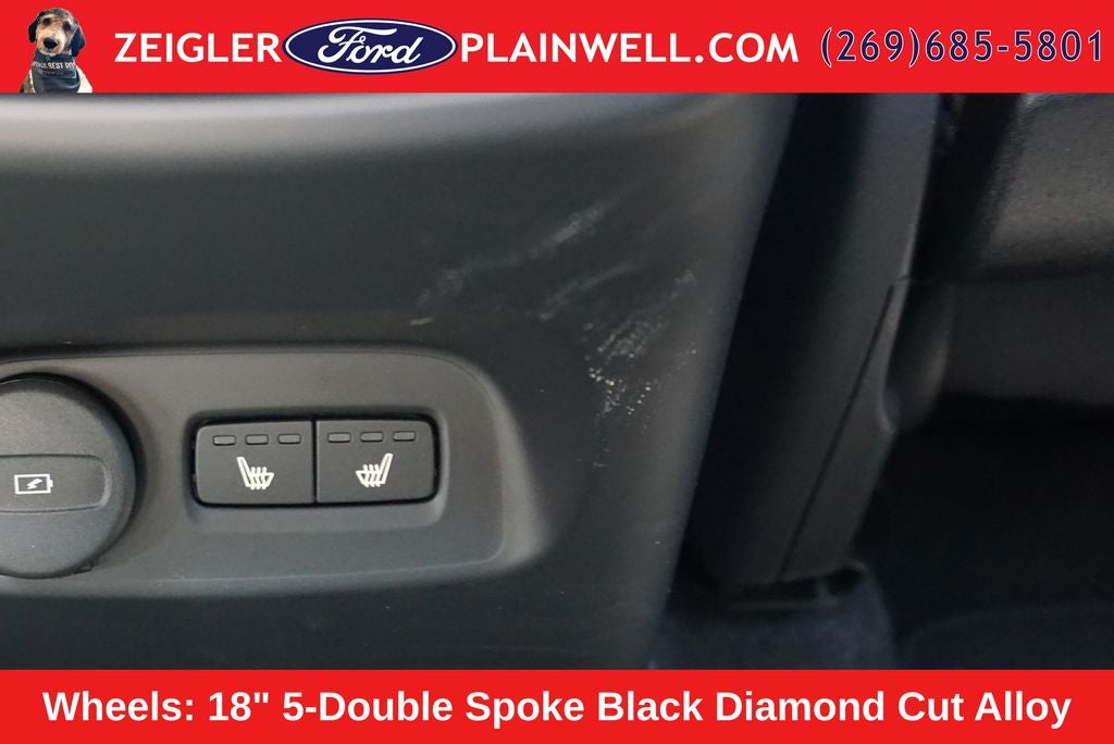 2024 Volvo XC40 B5 Core AWD HEATED LEATHER MOONROOF NAVIGATION