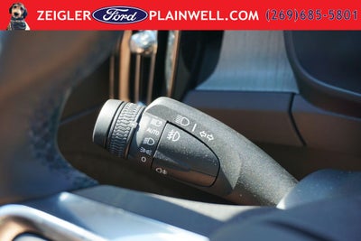2024 Volvo XC40 B5 Core AWD HEATED LEATHER MOONROOF NAVIGATION