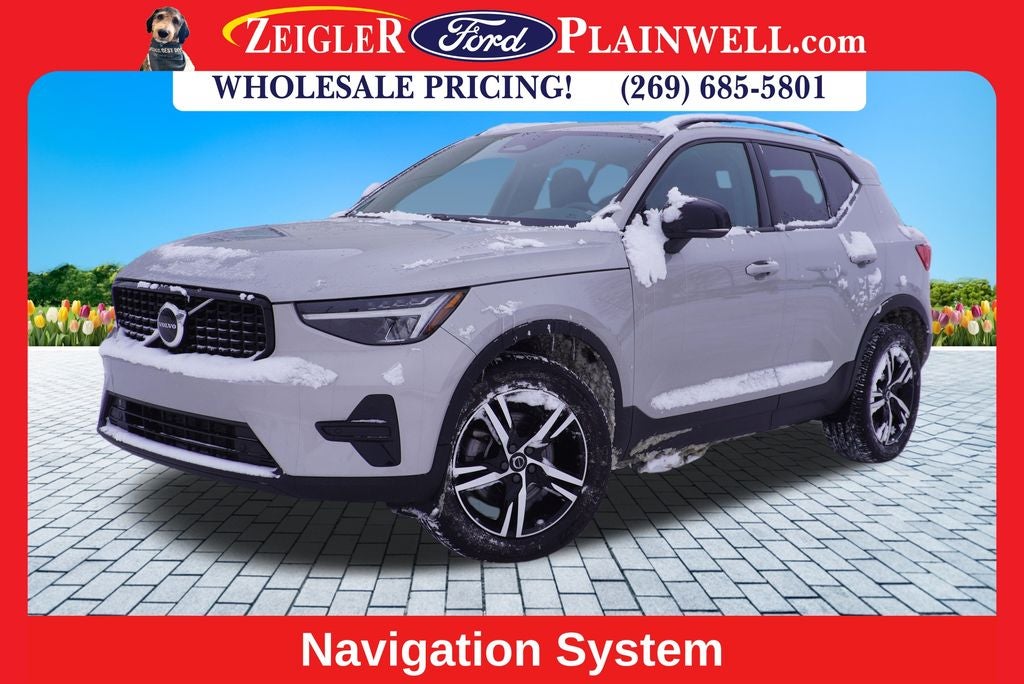 2024 Volvo XC40 B5 Core AWD