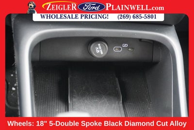 2024 Volvo XC40 B5 Core AWD