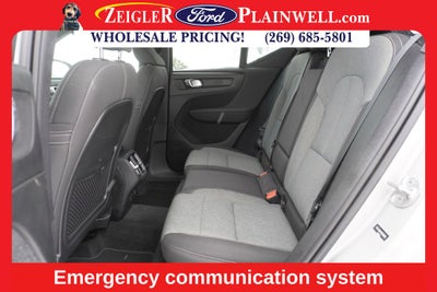 2024 Volvo XC40 B5 Core AWD