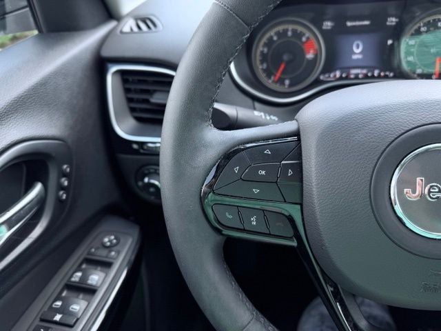 2023 Jeep Cherokee Altitude Lux 4x4