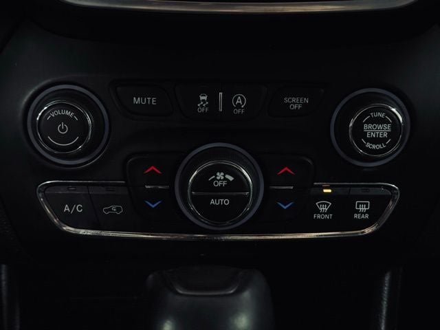 2022 Jeep Cherokee Latitude Lux 4x4