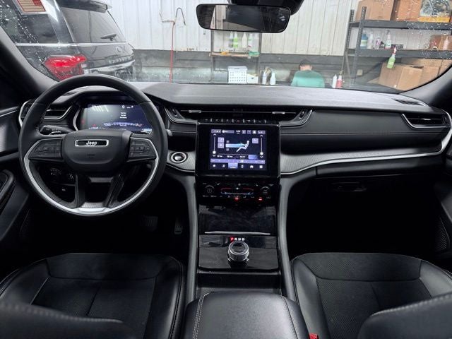 2025 Jeep Grand Cherokee Altitude 4x4