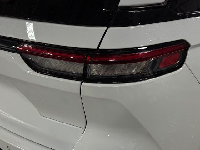 2022 Jeep Grand Cherokee Altitude 4x4